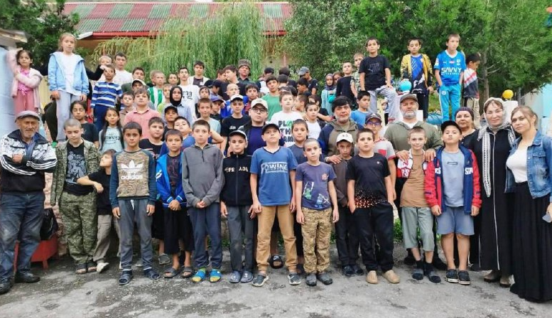 "Здоровье" в Тлогобе: детство продолжается, в сердце – надежда на победу