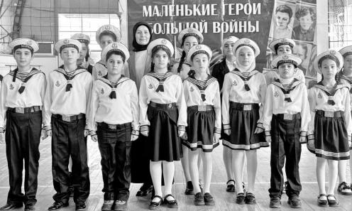 Смотр строя и песни!