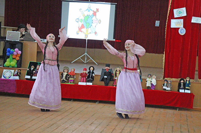 Мир нужен всем